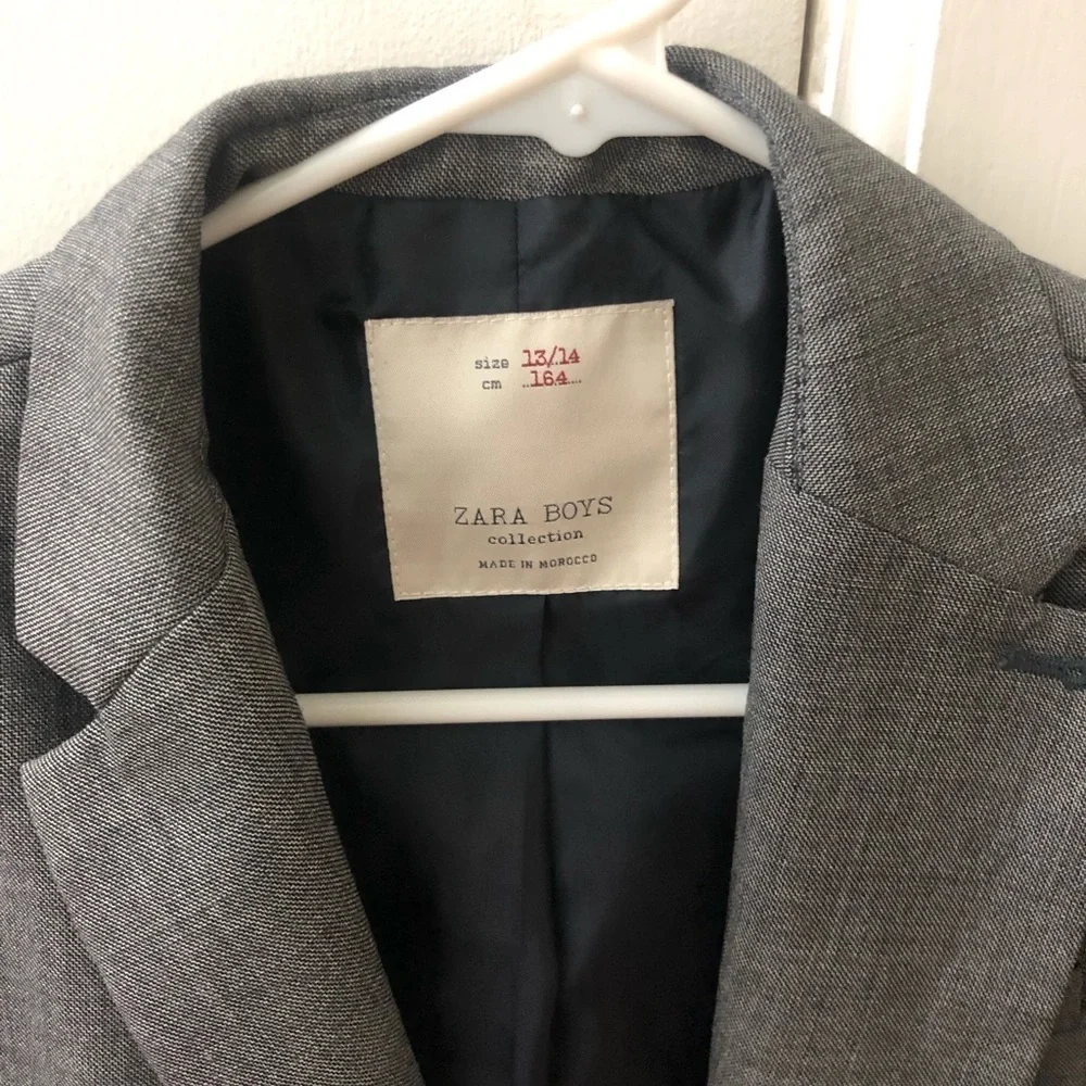 ZARA TAILORED FIT JACKET